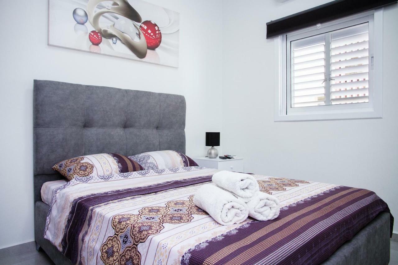 Apartments4You Maya Bat Yam Exterior foto